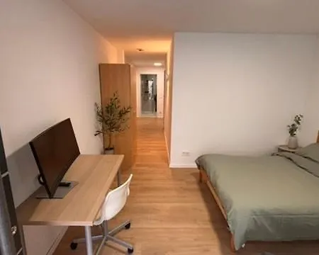 Modern 아파트